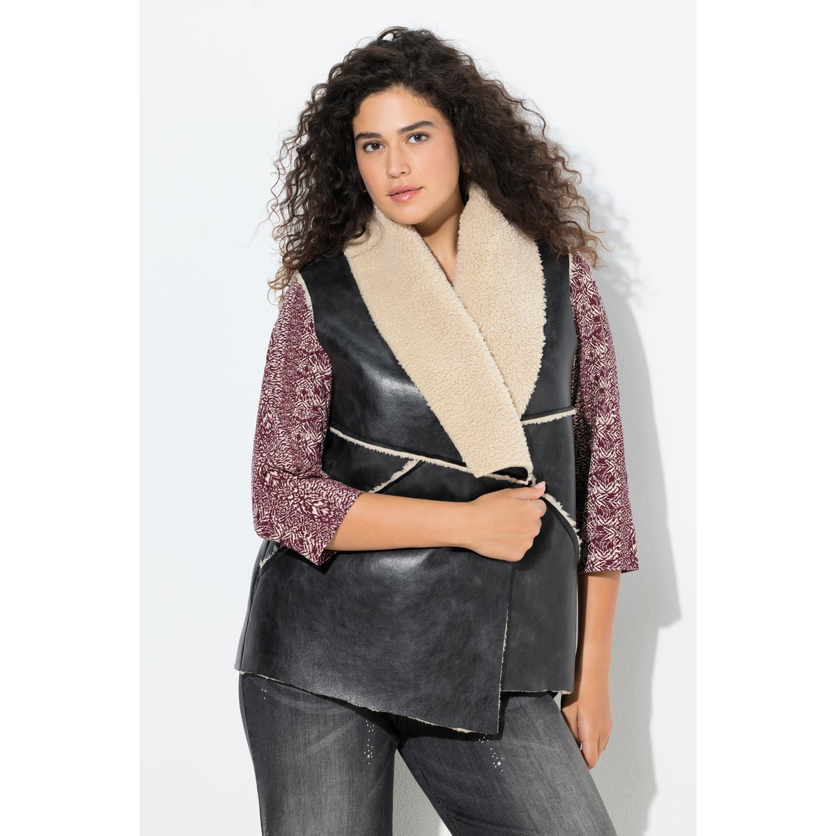 Gilet en similicuir à col pelle à tarte noir, ULLA POPKEN