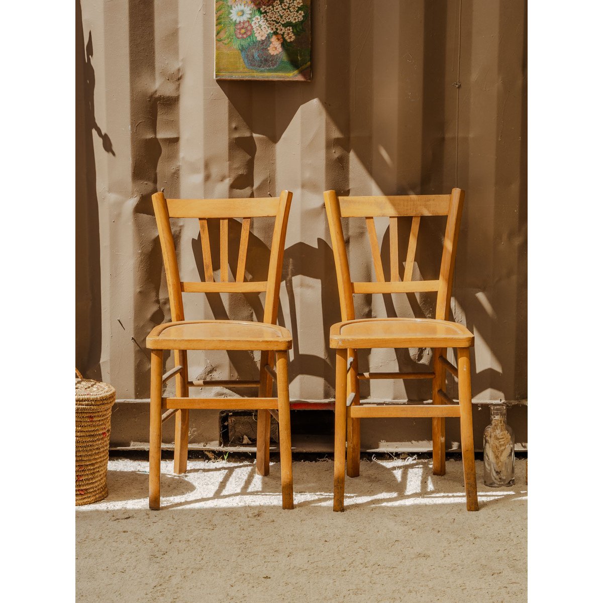 Lot de 8 chaises en bois Claude N°1406 - Bon état bois clair, DEBONGOUT