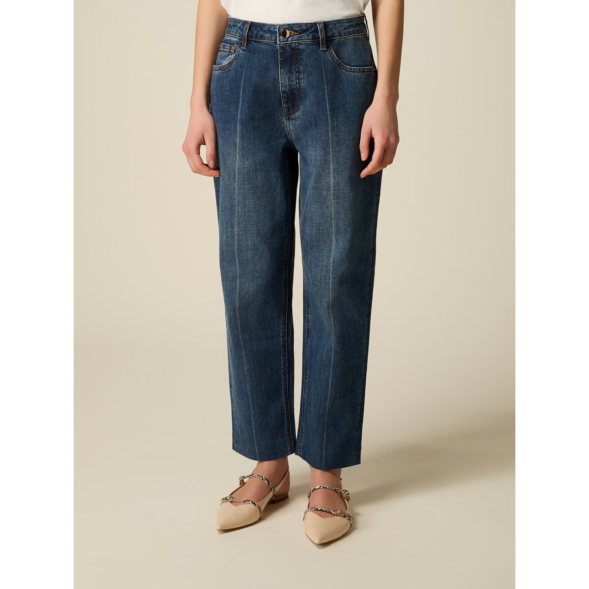 Jean boyfriend court bleu, OLTRE