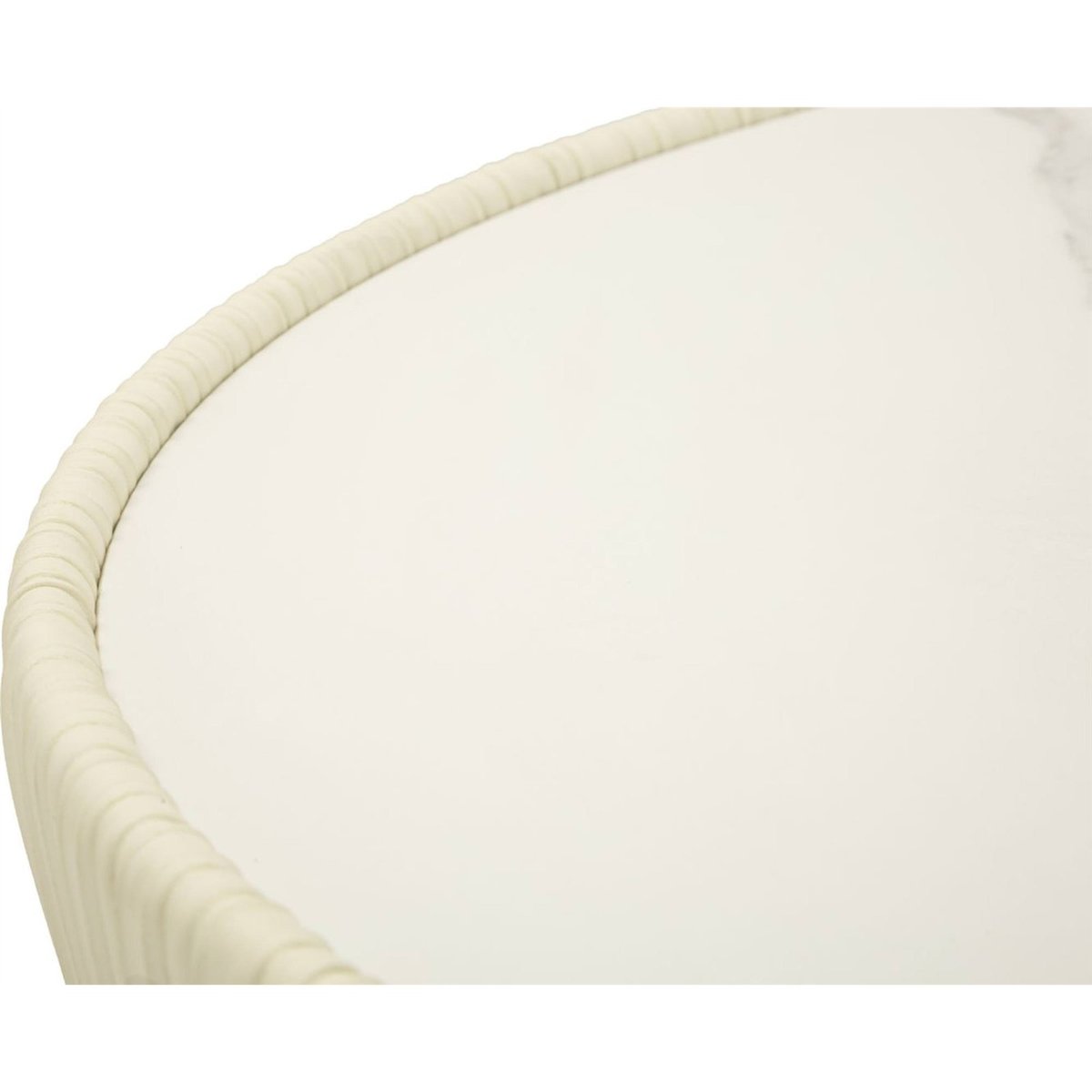Table basse ronde effet marbre base cannelée GLAM crème, doré et blanc, RECOLLECTION