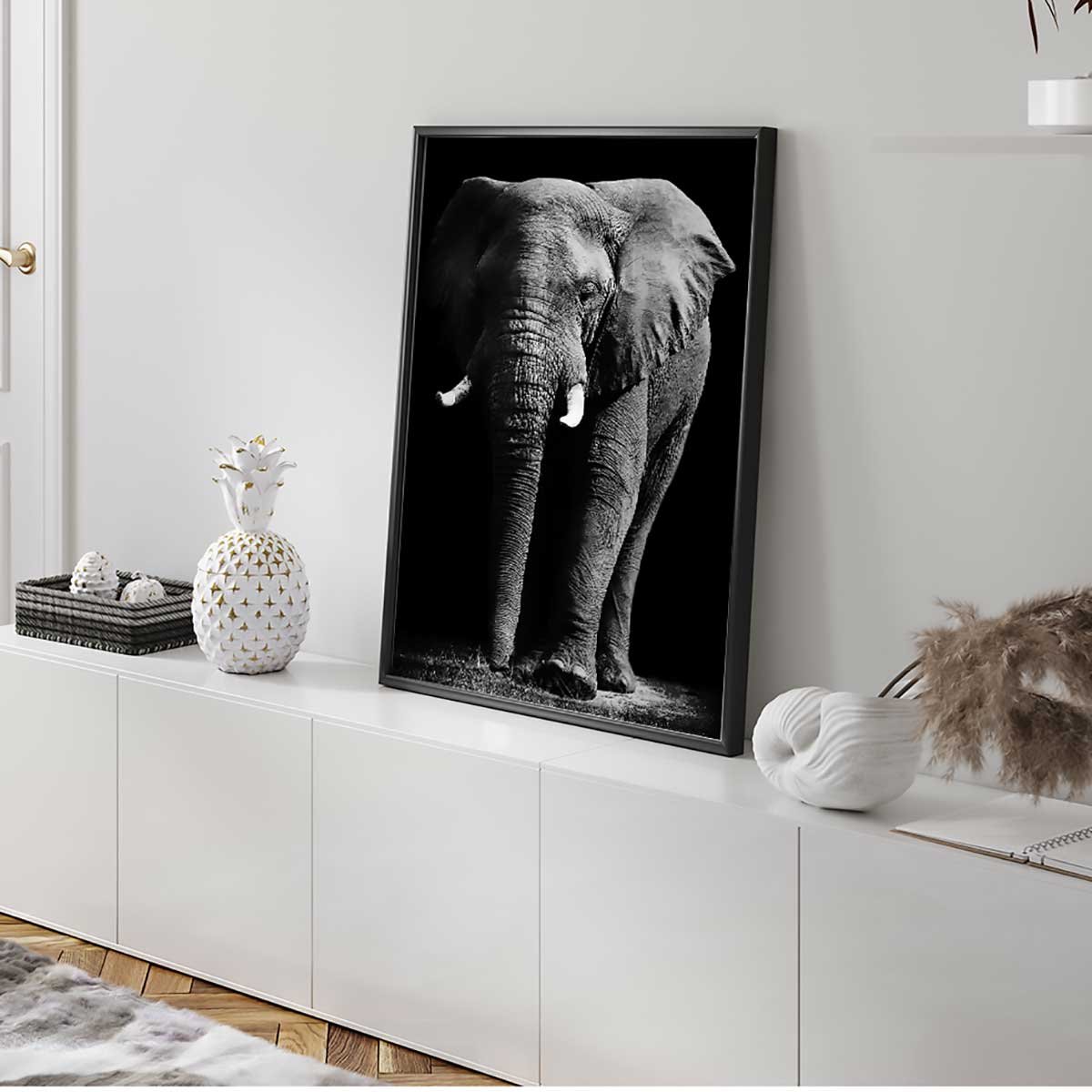 Affiche encadrée éléphant majestueux sur fond noir affiche + cadre en métal - noir, HEXOA