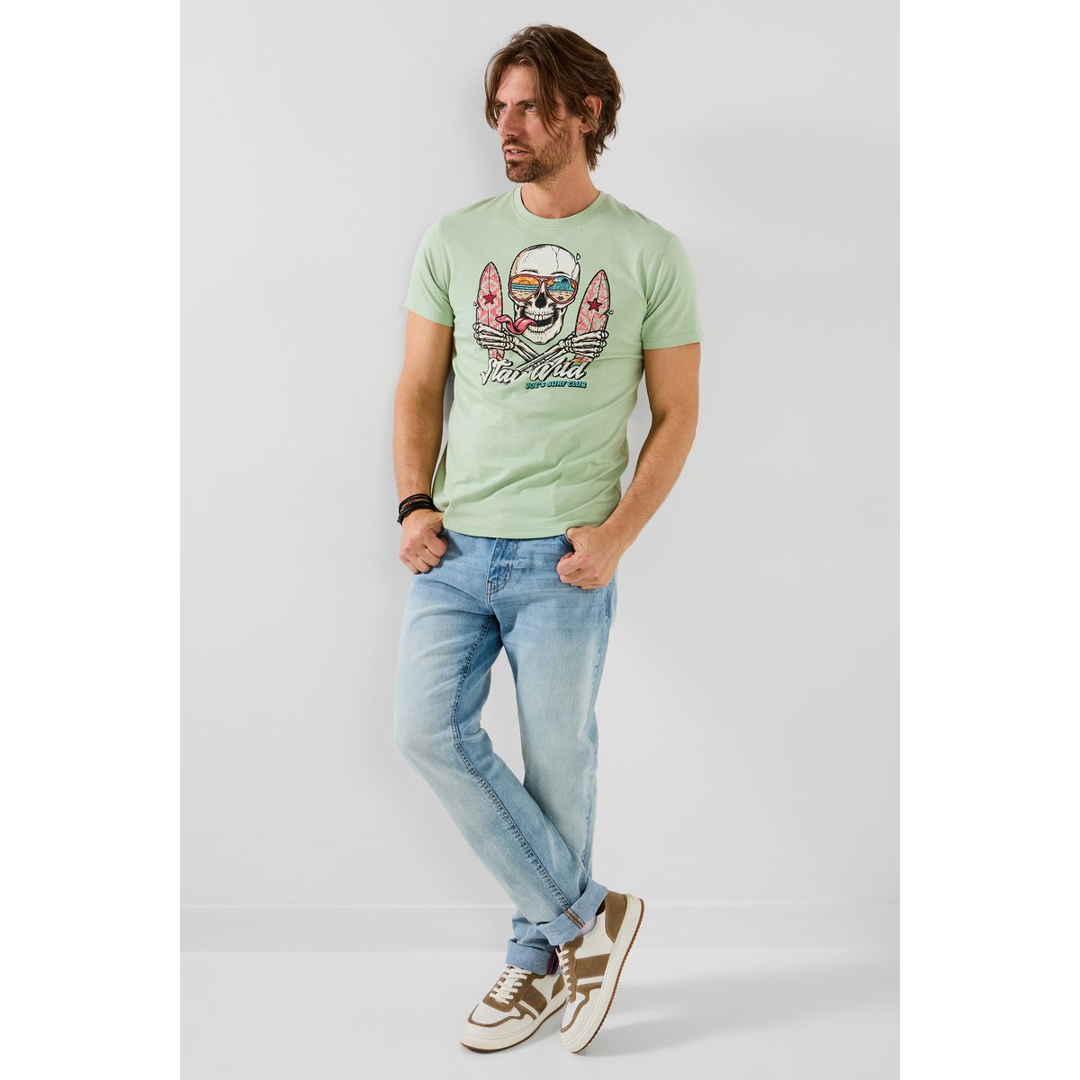 T-shirt graphique crâne et planche de surf vert, JOE BROWNS