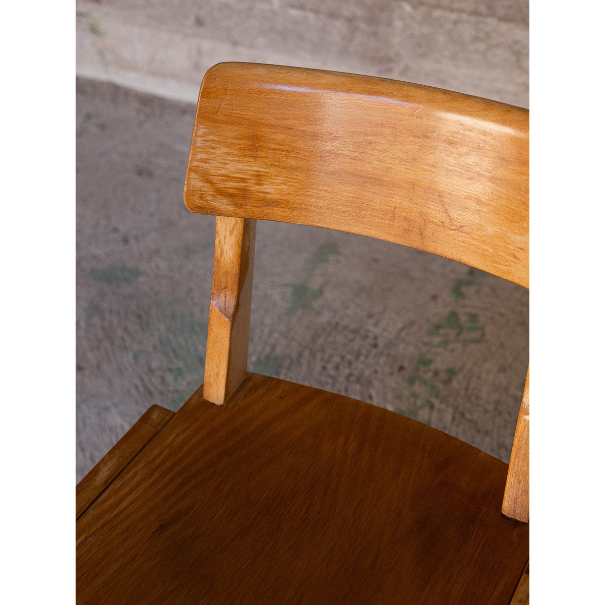 Chaise contemporaine en bois Alma N°1882 - Bon état bois clair, DEBONGOUT