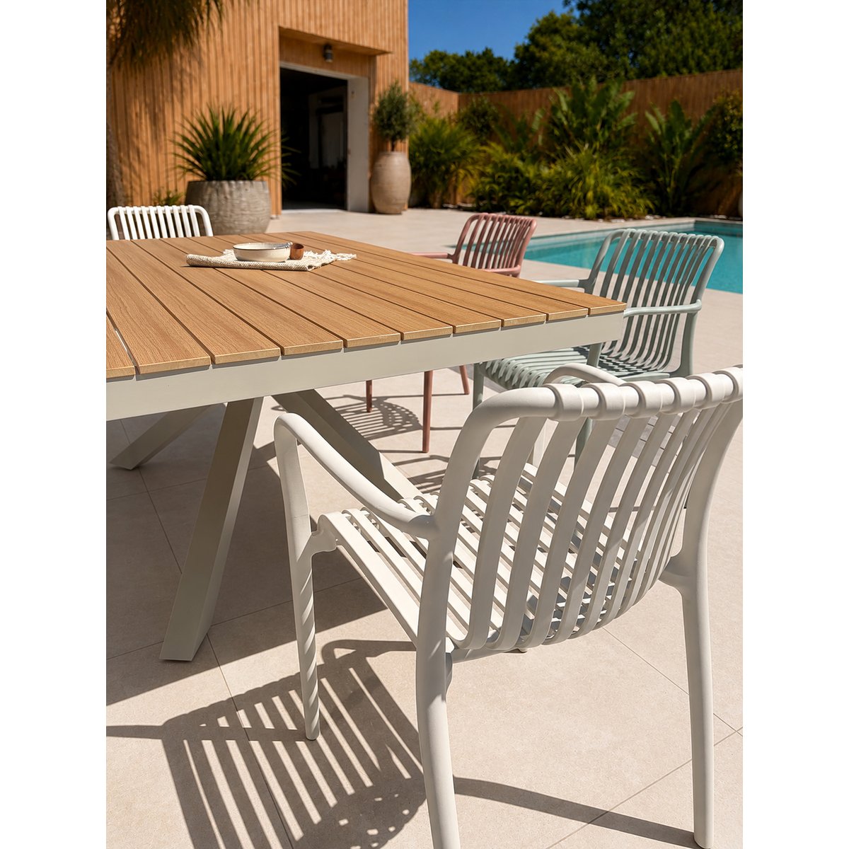 Ensemble repas de jardin 6 places en alu LAMU grège, DCB GARDEN
