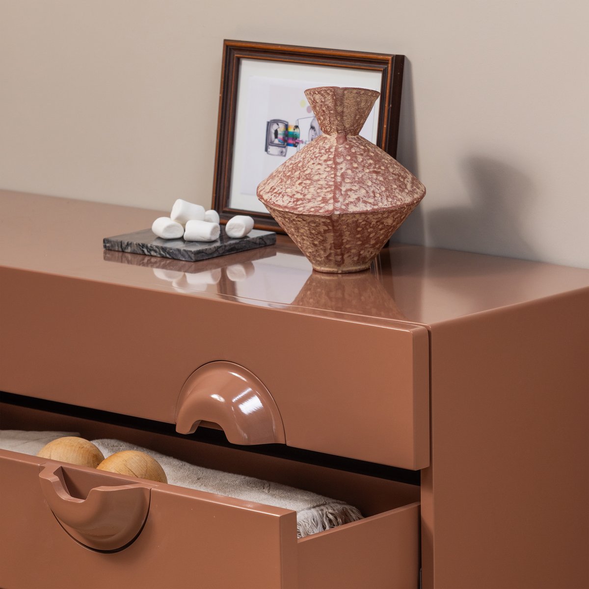 Commode 3 tiroirs en bois d'eucalyptus MERGE vieux rose, WOOOD