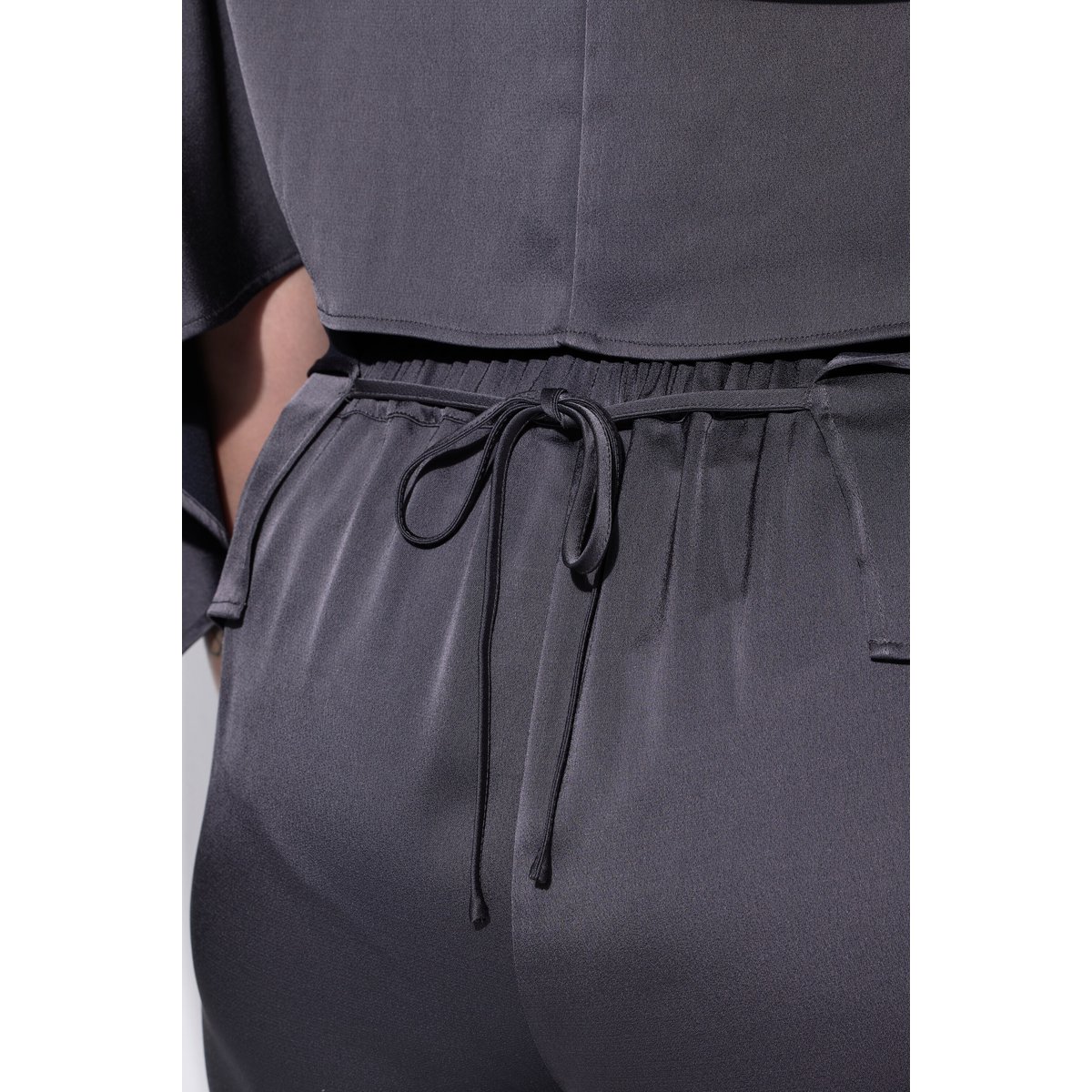 Blouse-cape en satin, coupe oversize asphalte, ULLA POPKEN