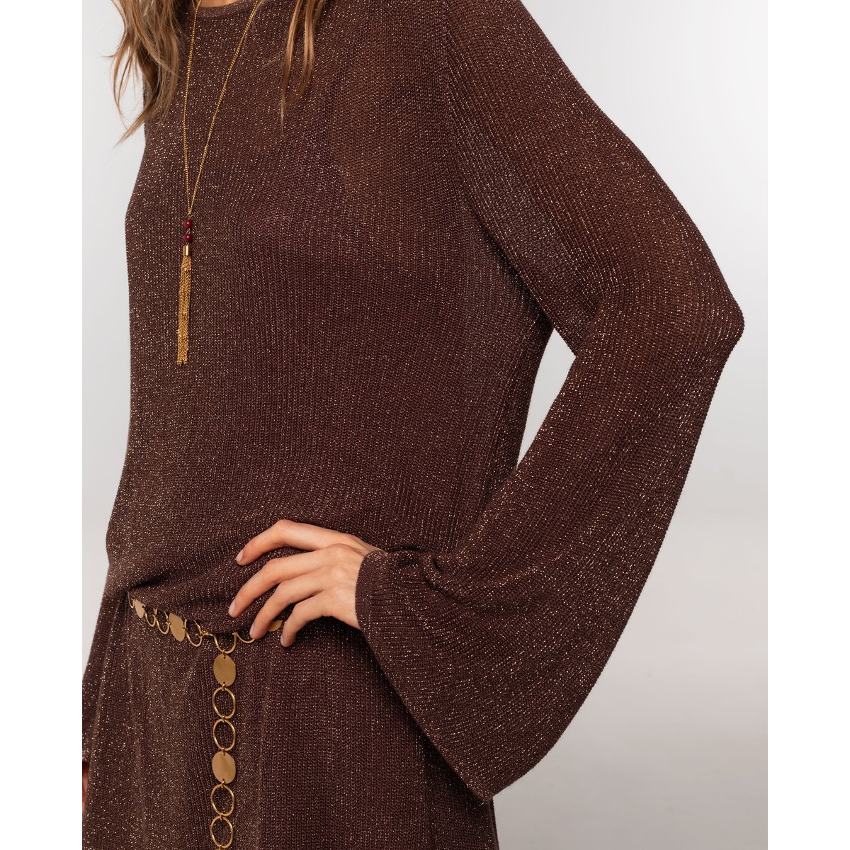 Robe courte en maille avec effet brillant et coupe évasée brune, THE-ARE