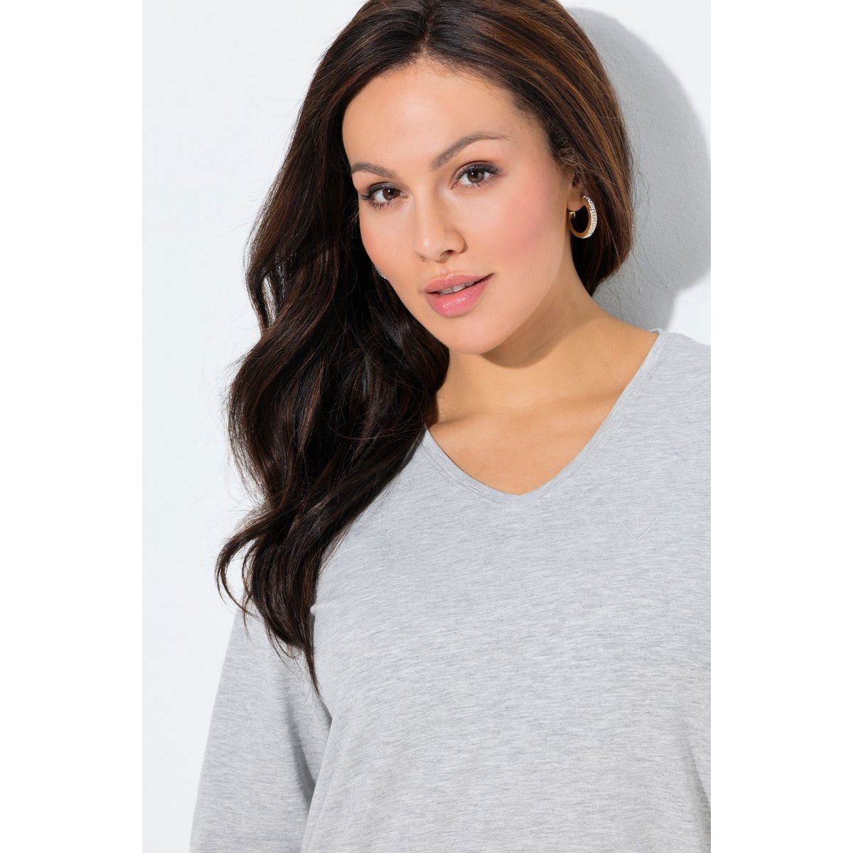 T-shirt avec cœur brodé gris clair chiné, ULLA POPKEN