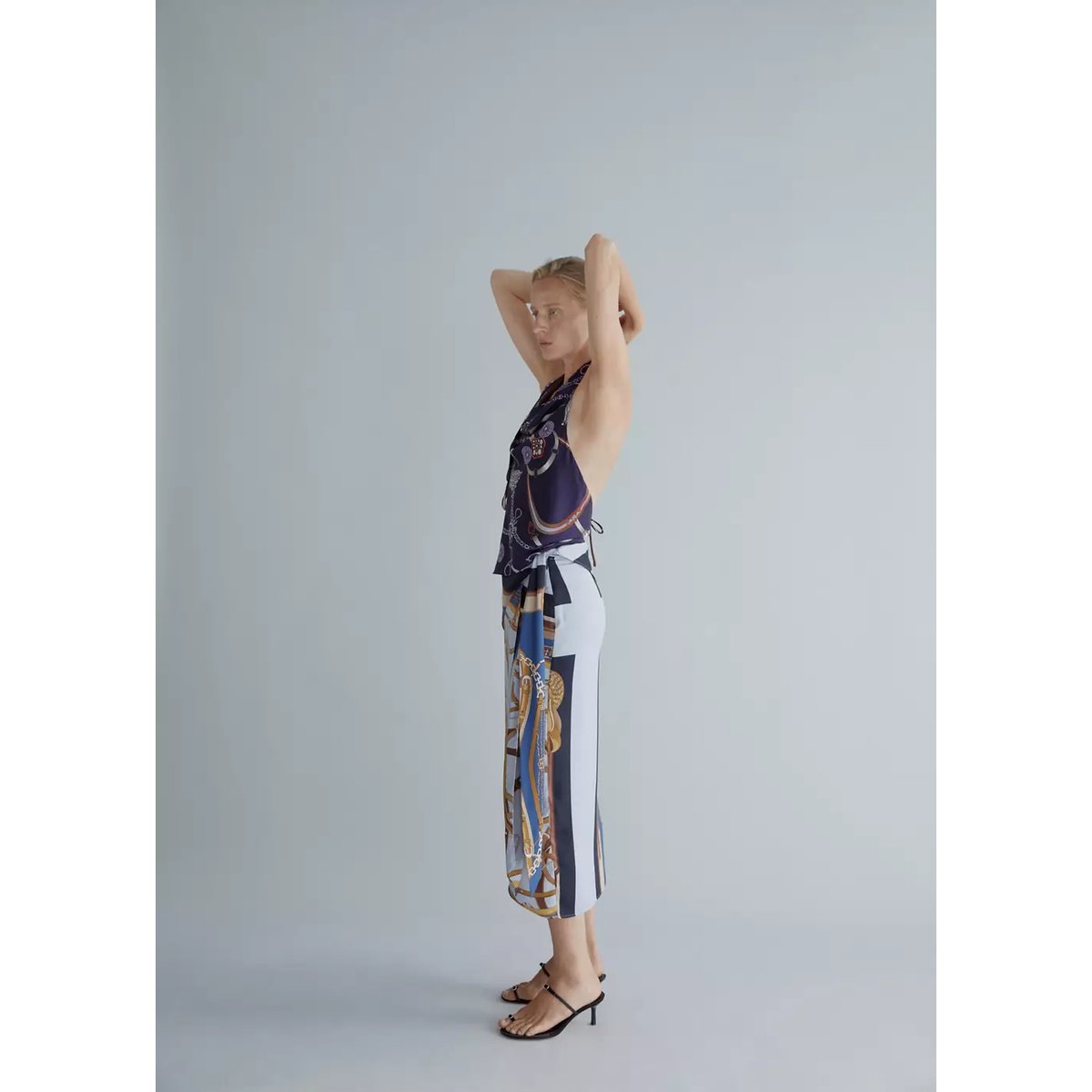 Top halter imprimé bleu marine, MANGO