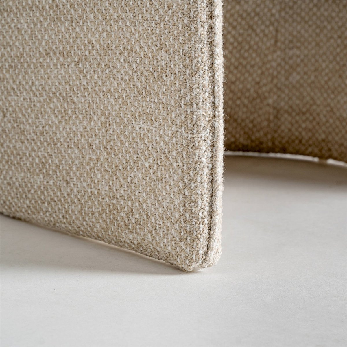 Fauteuil art déco en tissu texturé beige, RECOLLECTION