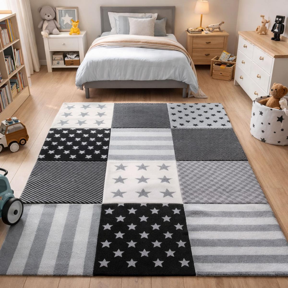 Tapis enfant tissé motif géométrique LYN8 FLAG START gris, UN AMOUR DE TAPIS