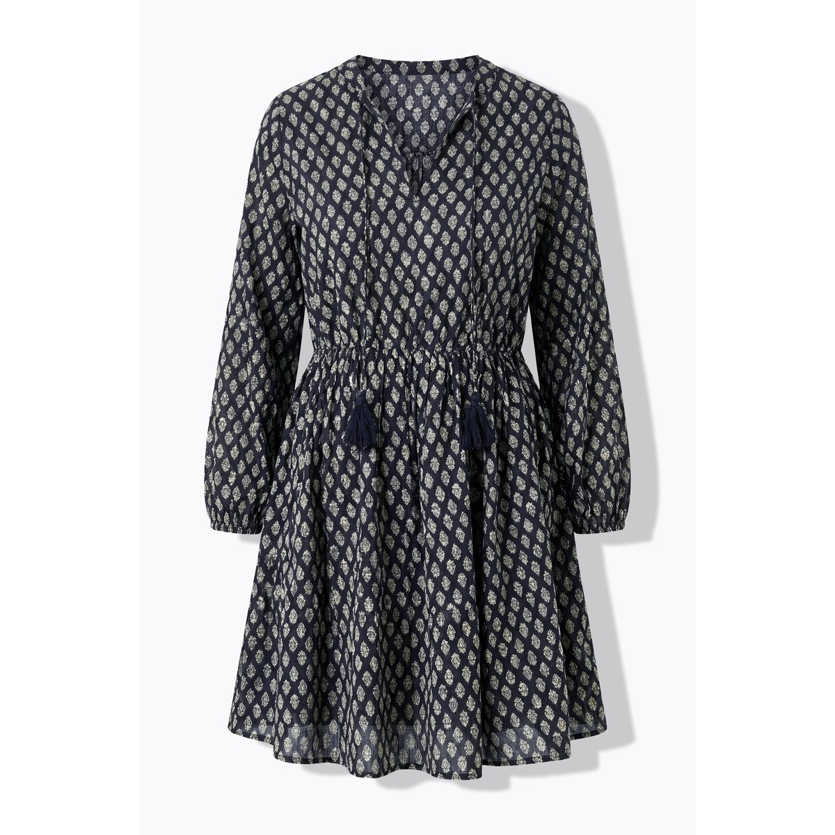 Robe courte, matière texturée avec motif noir, STUDIO UNTOLD