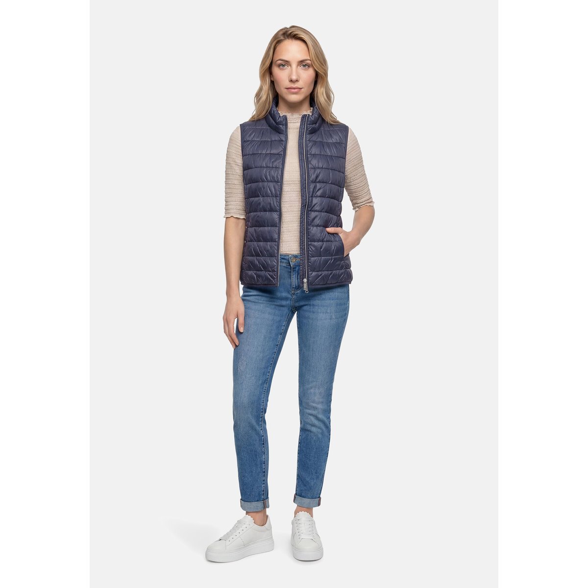 Veste sans manches matelassée à boutons dark sky, BETTY BARCLAY