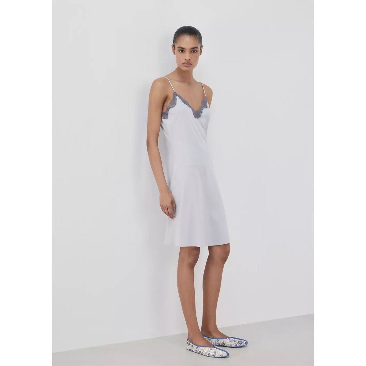 Caftan lyocell coton dentelle gris, MANGO