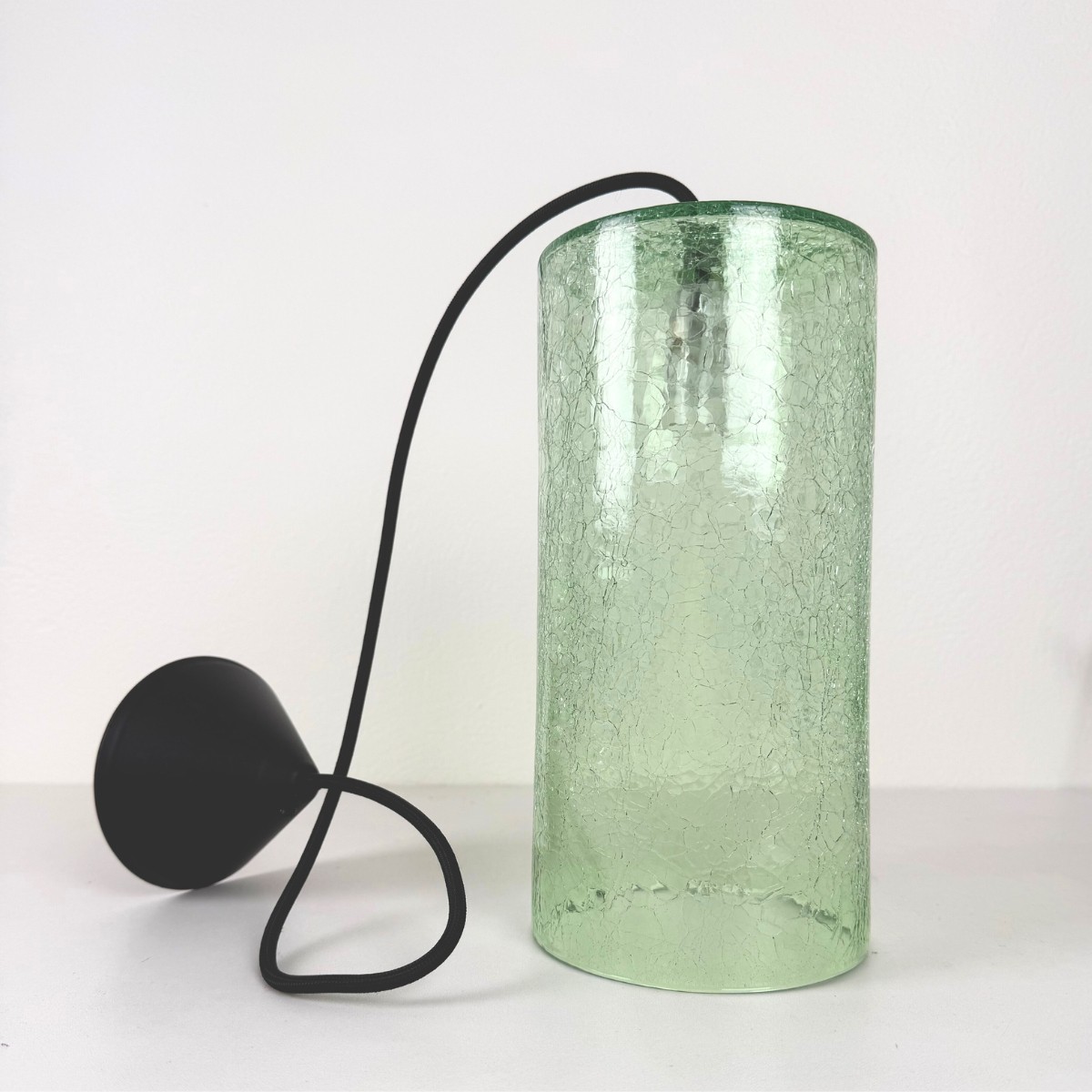 Suspension en verre soufflé craquelé, LUCE jade, GERARD LAMY