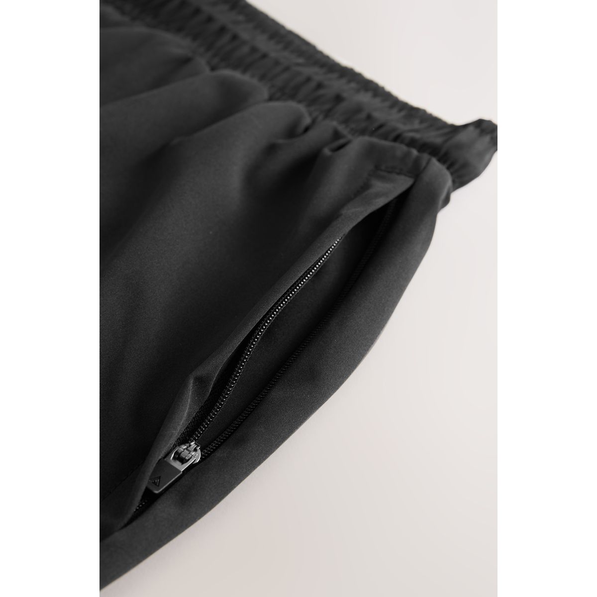 Short cargo active gym noir, NEXT