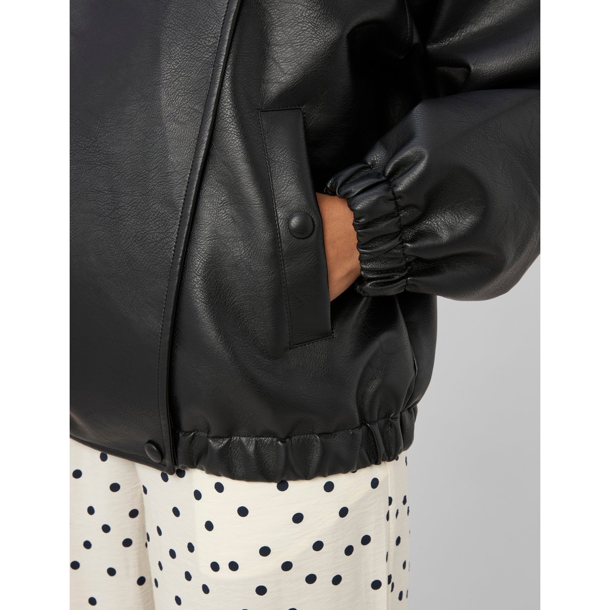 Veste tissu enduit noir, BZB