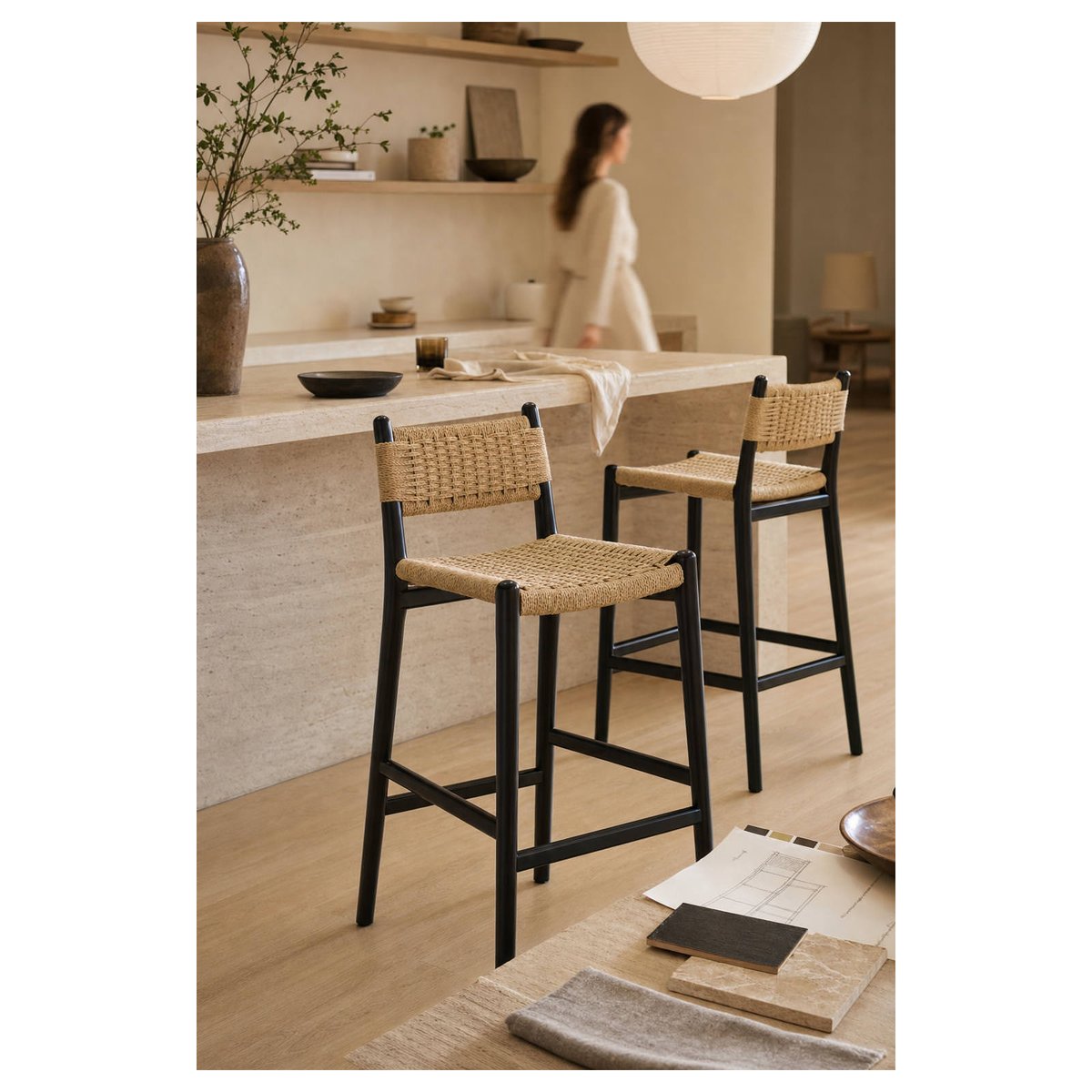 Tabouret haut en bois et corde de papier noir et naturel, RECOLLECTION