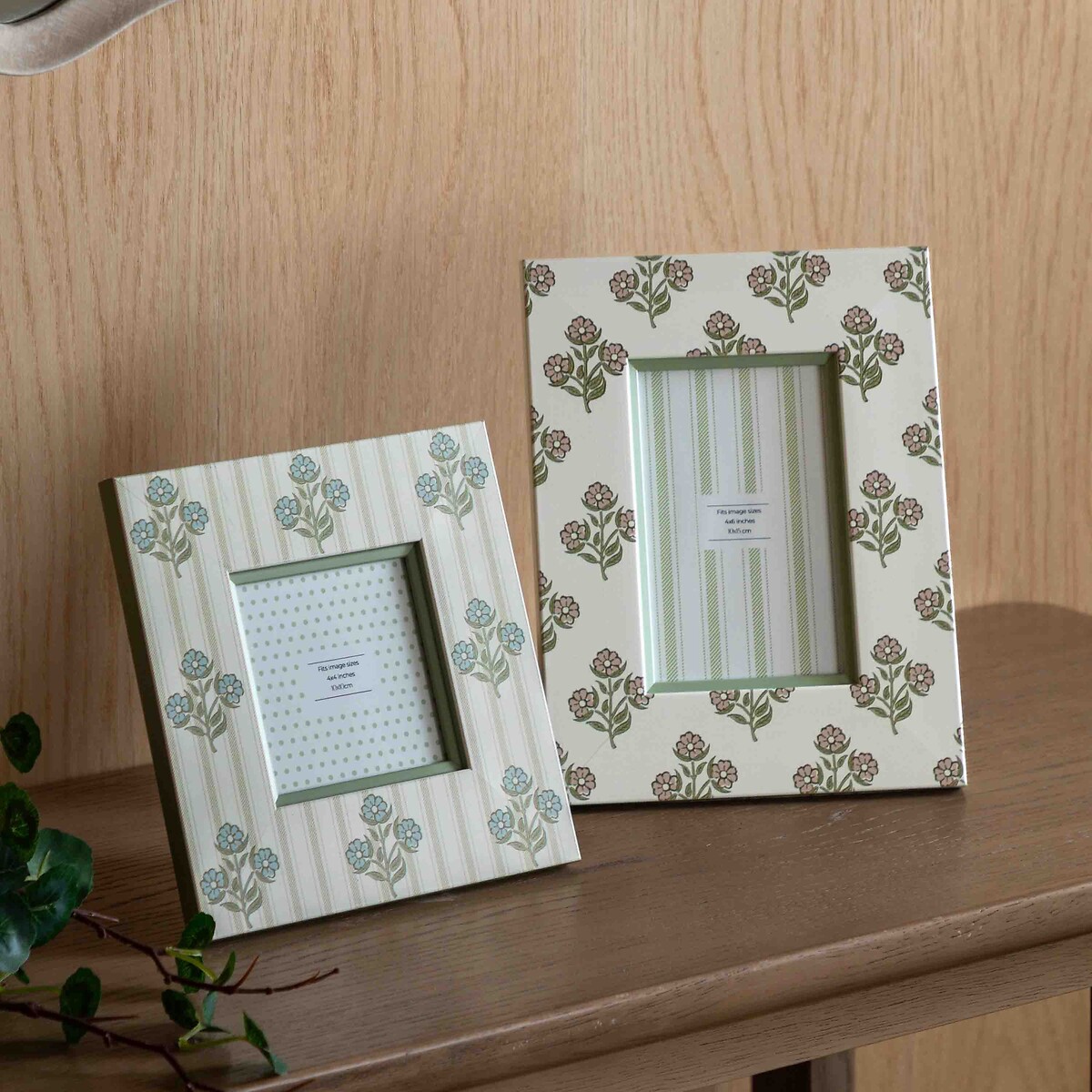 Set of 2 4x6" Rea Photoframes multi-coloured, ÉDITÉ