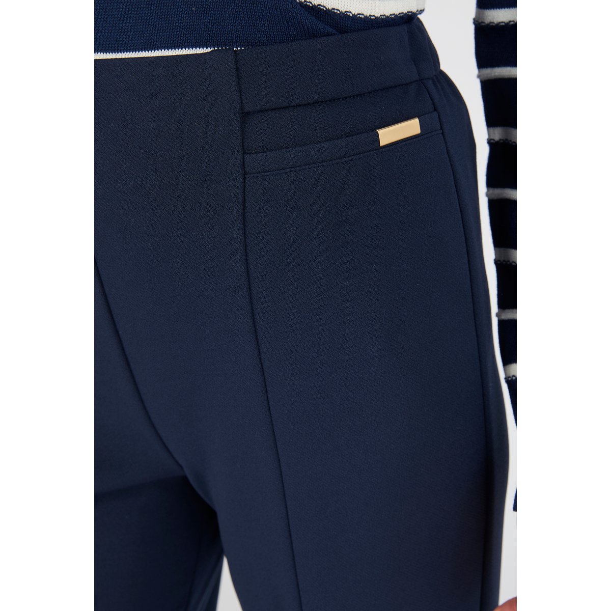 Pantalon large classique en maille bleu marine, DAMART
