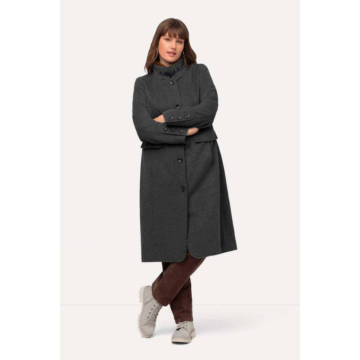 Manteau style tyrolien à col montant taupe, ULLA POPKEN