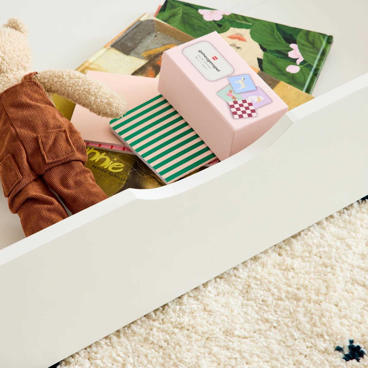 Lit enfant 90 x 190 cm pin naturel avec sommier à lattes et tiroirs ELIO blanc, SWEEEK