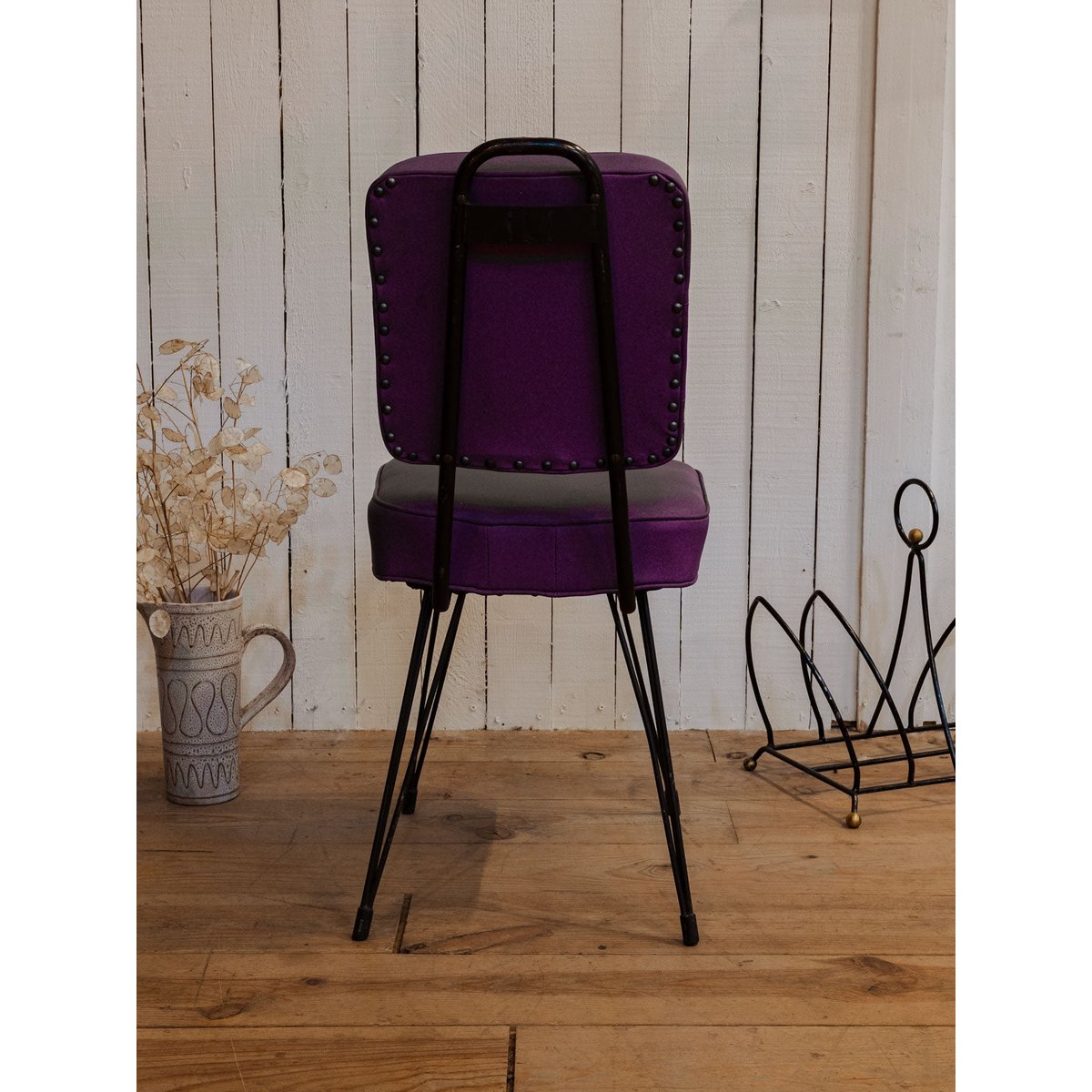 Chaise en métal noir et cuir violet Alma N°1563 - Bon état noir, DEBONGOUT