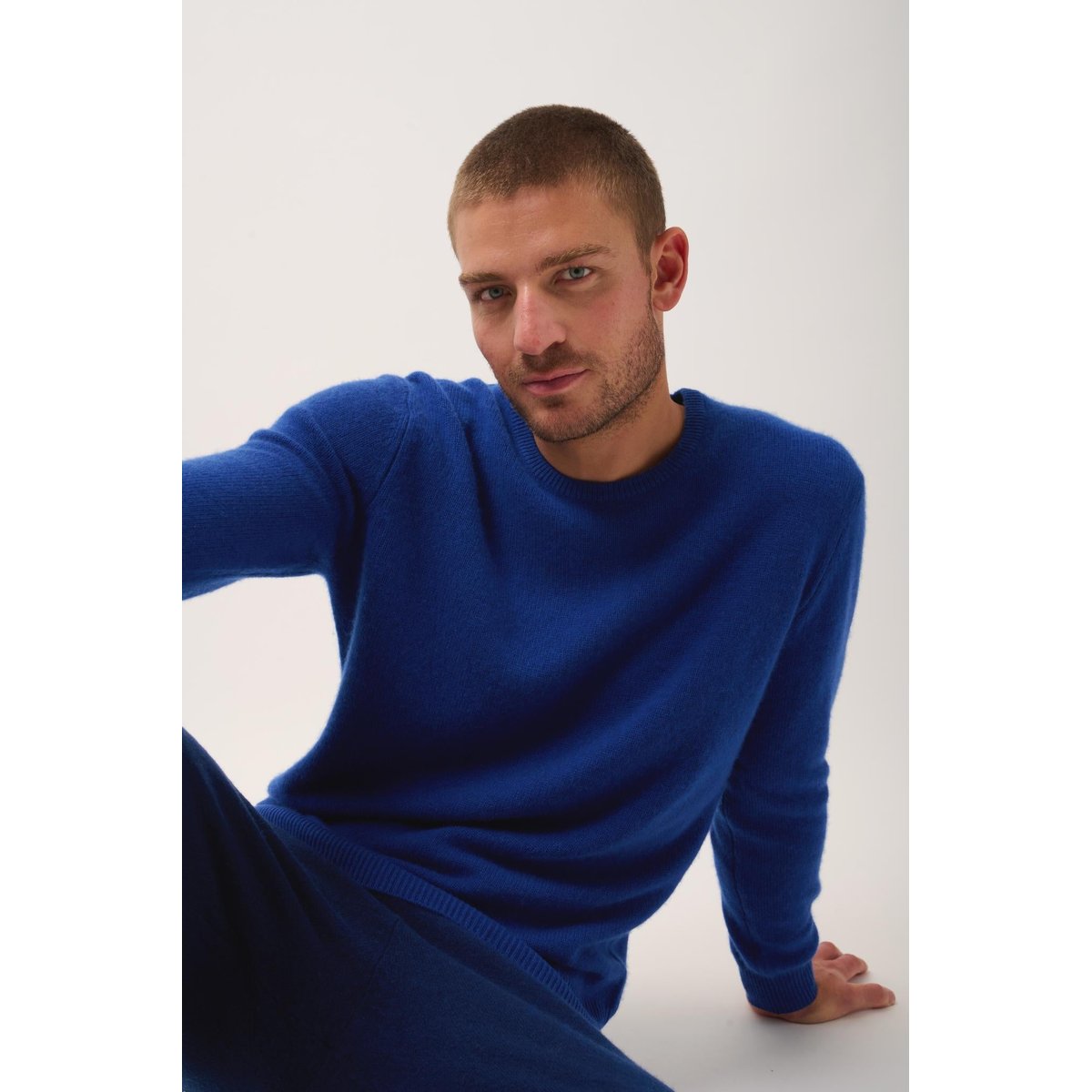 Pull Col Rond 4 Fils Outremer Gabin bleu foncé, JUST CASHMERE