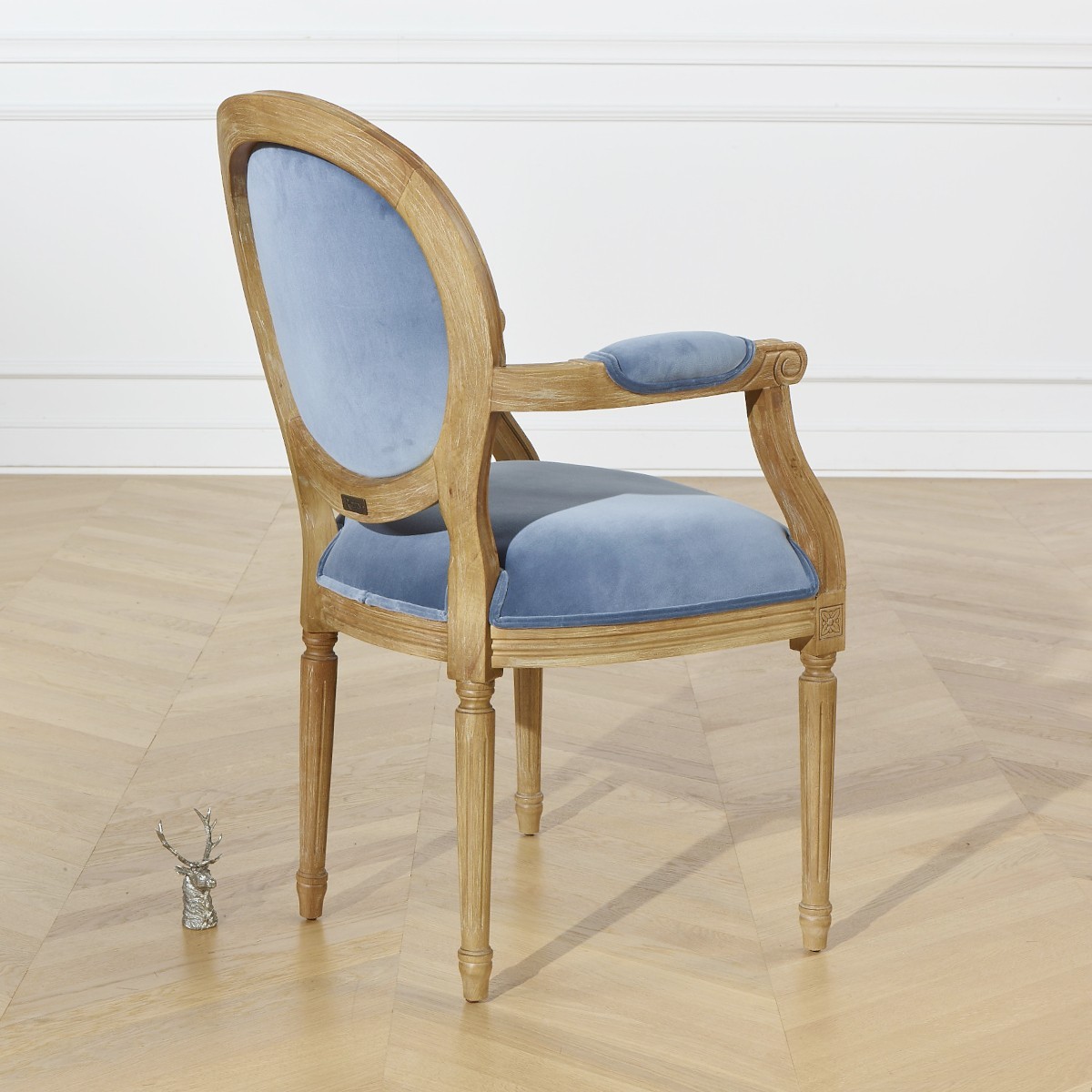 Fauteuil de table style classique en bois et velours MEDAILLON bleu louis, ROBIN DES BOIS