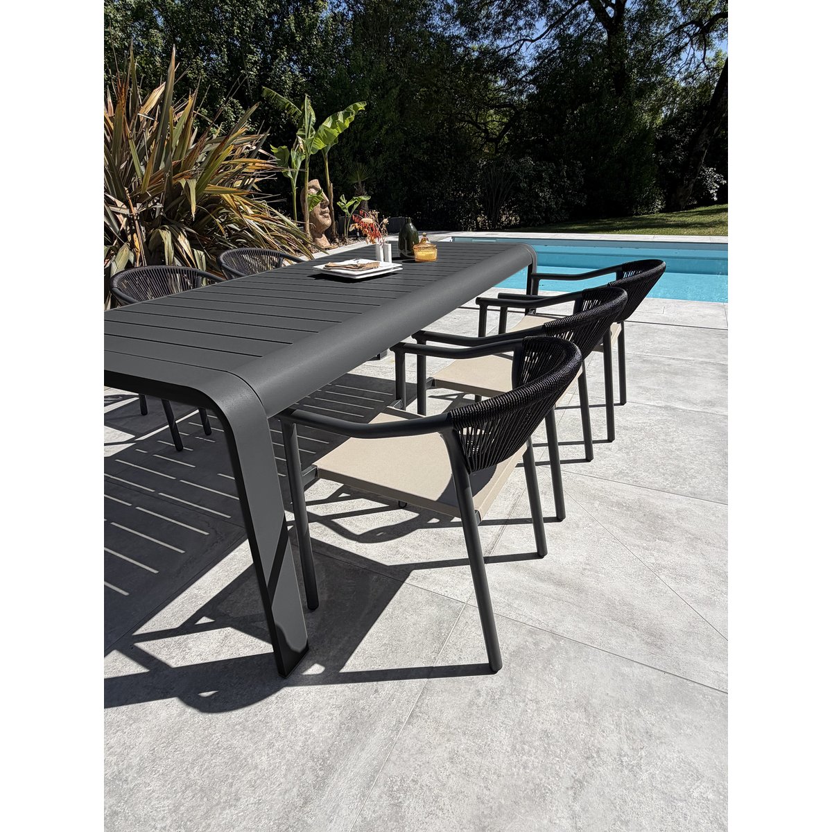 Ensemble repas de jardin en aluminium 6 places HANOI gris anthracite, DCB GARDEN