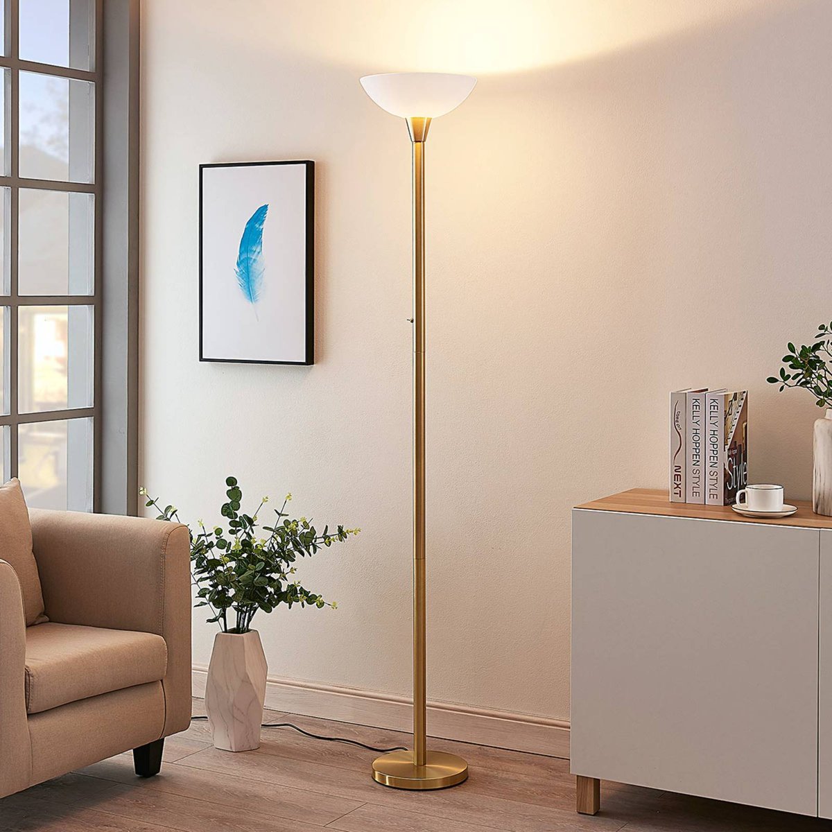 Lampadaire en métal moderne, Ignacia laiton mat, blanc, LINDBY