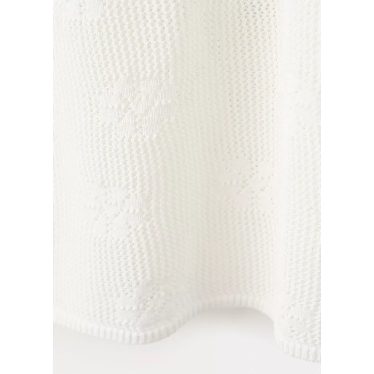 Jupe en crochet semi-transparente à fleurs blanc, MANGO