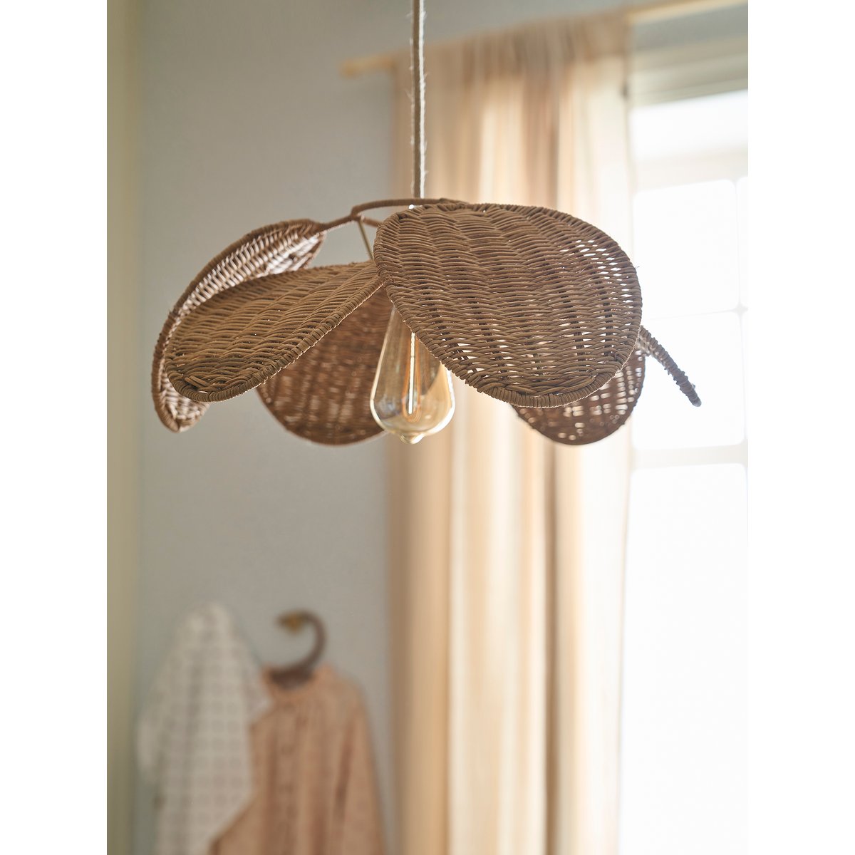 Abat-jour pour suspension en rotin Pétales beige, VERTBAUDET