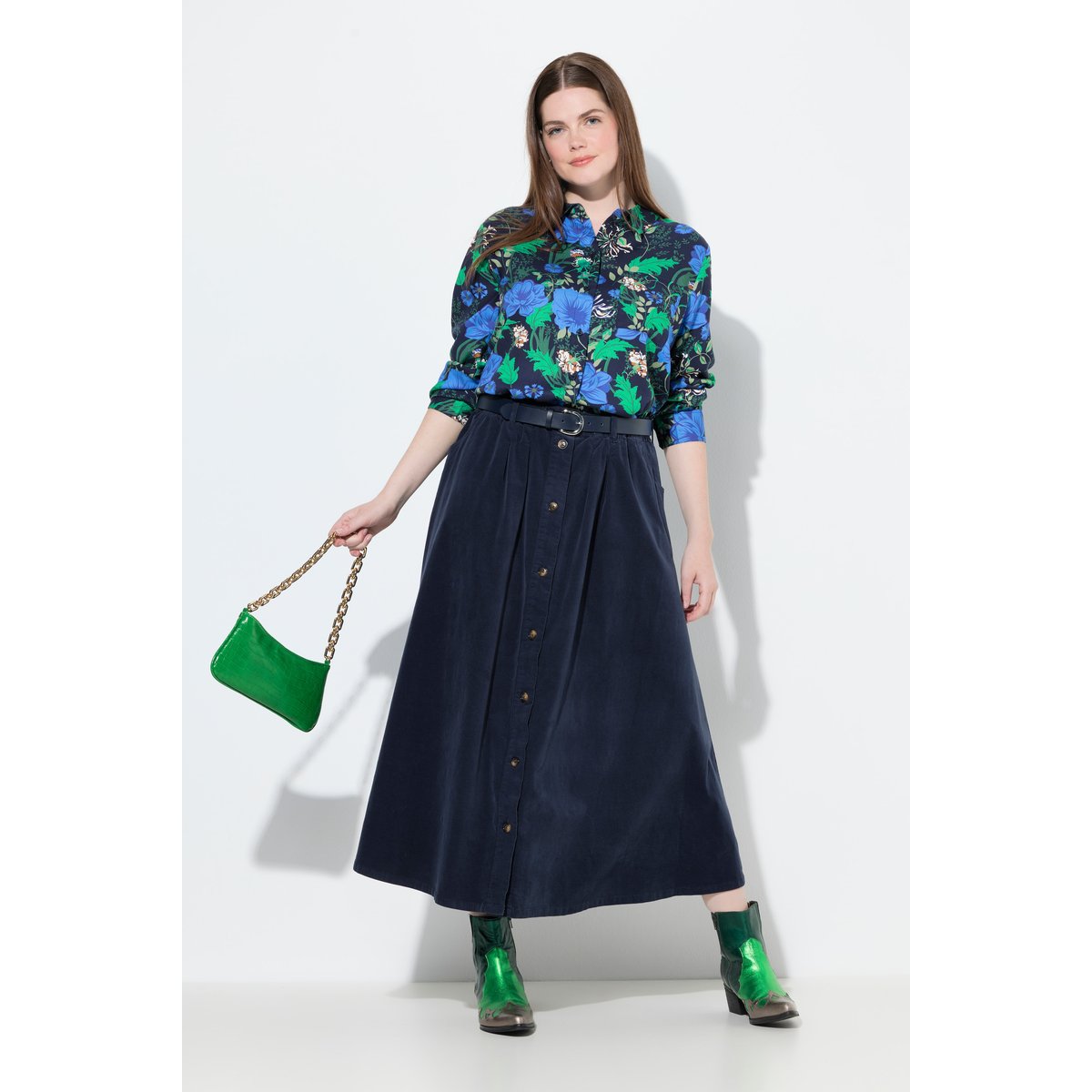 Jupe maxi en velours côtelé avec ceinture marine, ULLA POPKEN