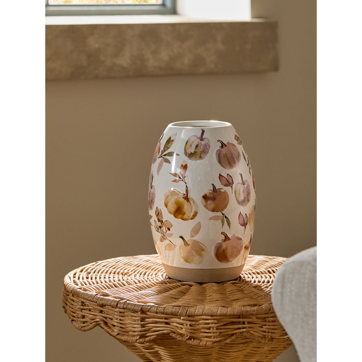 Vase en céramique avec citrouilles crème, NEXT
