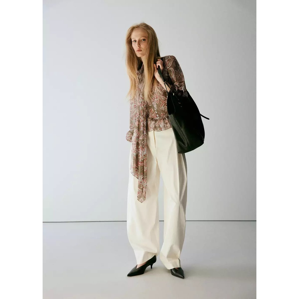 Blouse imprimé floral à nœud vert, MANGO