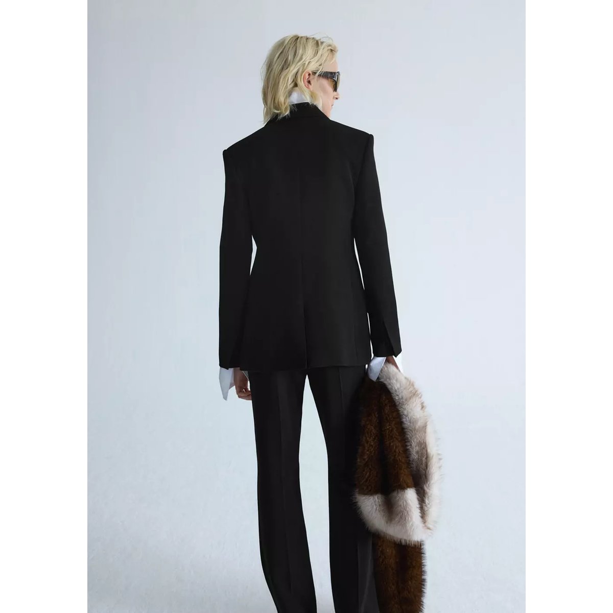 Blazer costume double boutonnage noir, MANGO