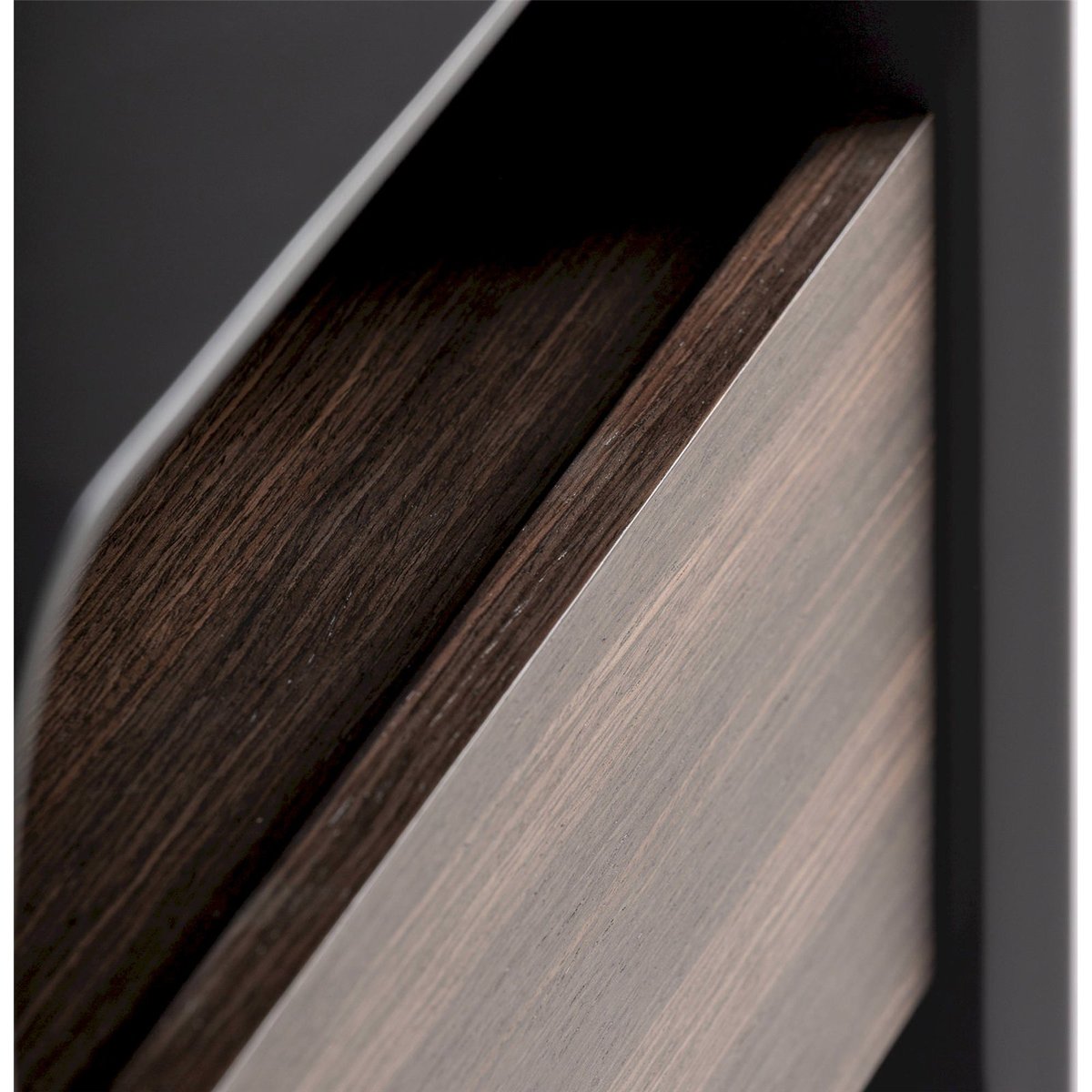 Table de chevet contemporaine en bois noir et bois foncé, RECOLLECTION