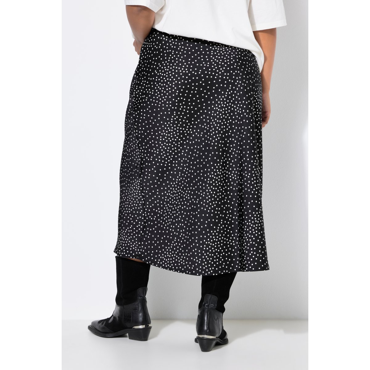 Jupe midi en satin, coupe trapèze, à pois noir, STUDIO UNTOLD