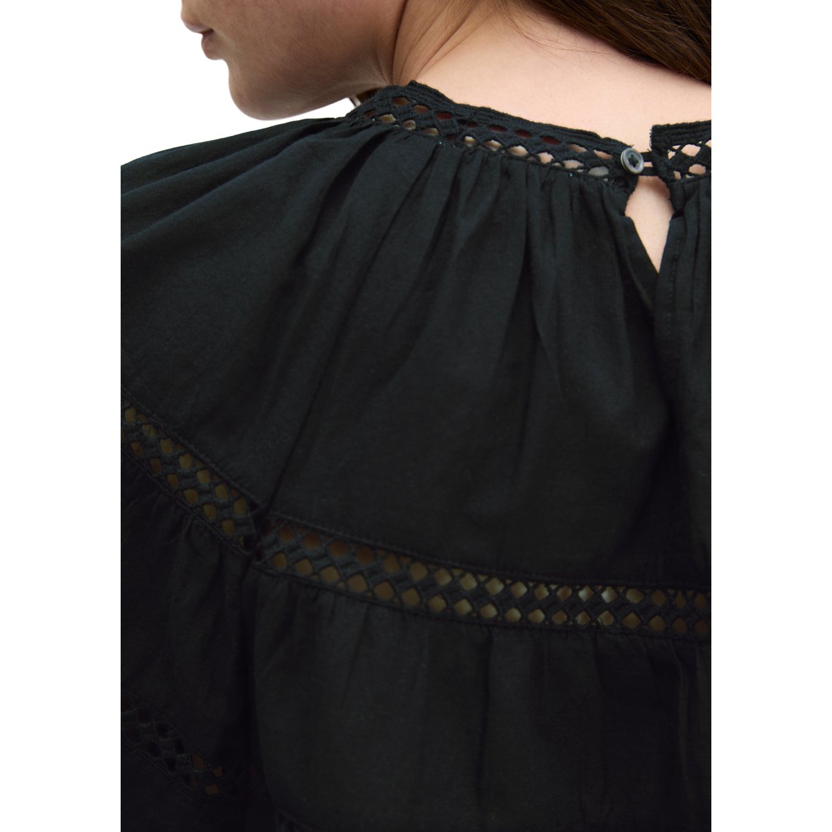 Blouse boho de style folklorique relaxed en voile de coton brodé noir, MARC O'POLO