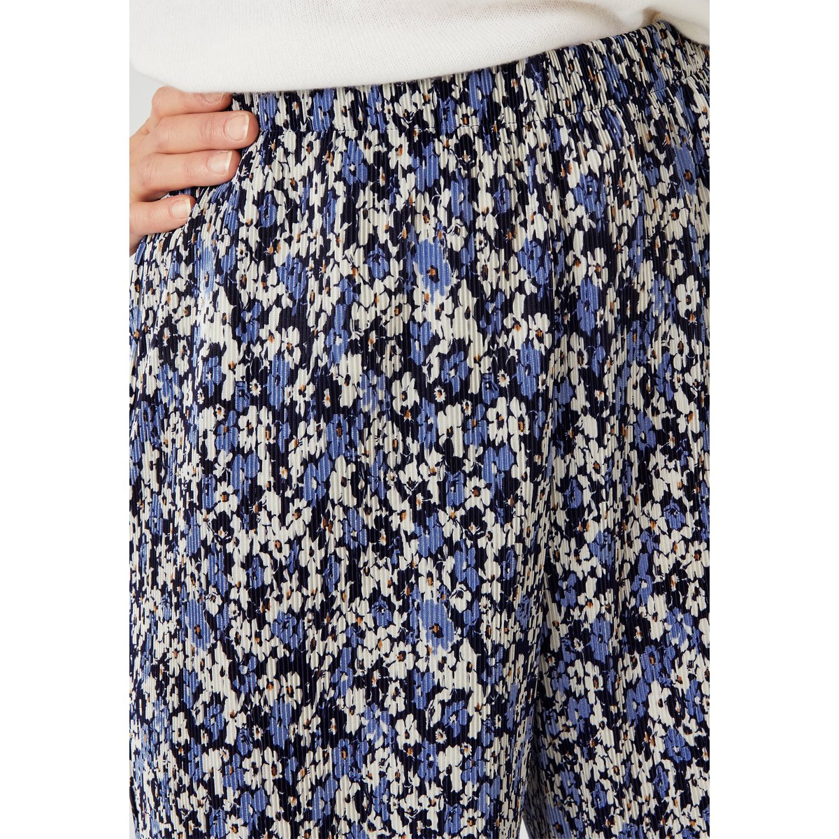 Pantalon 7/8ème maille plissée bleu fleuri, DAMART