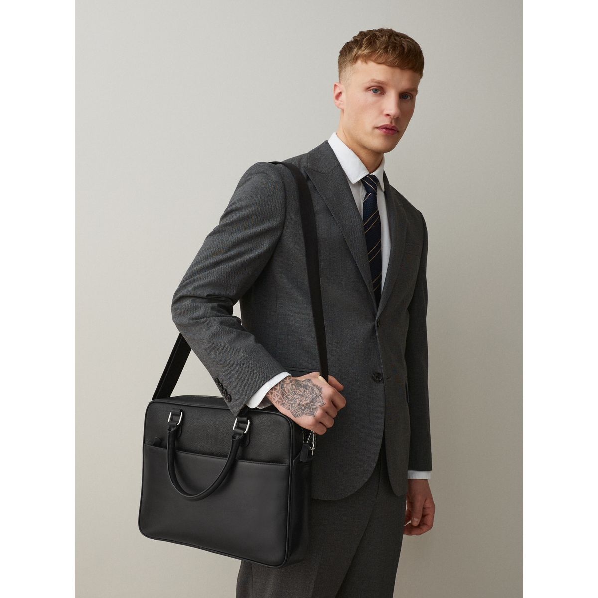 Sacoche en cuir signature noir, NEXT