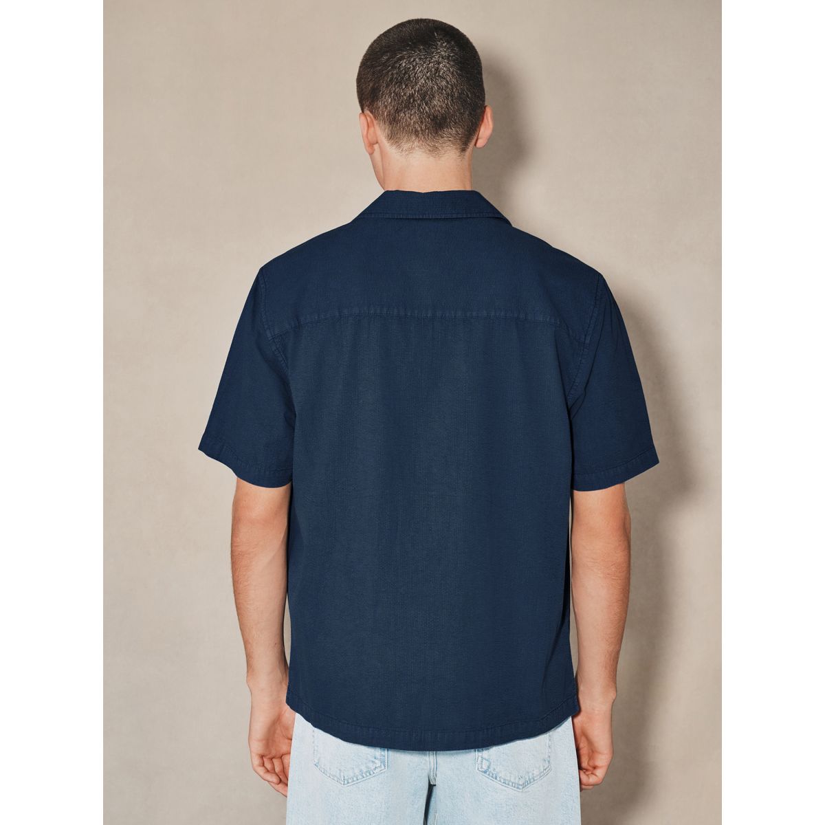 Chemise à manches courtes en seersucker edit bleu marine, NEXT