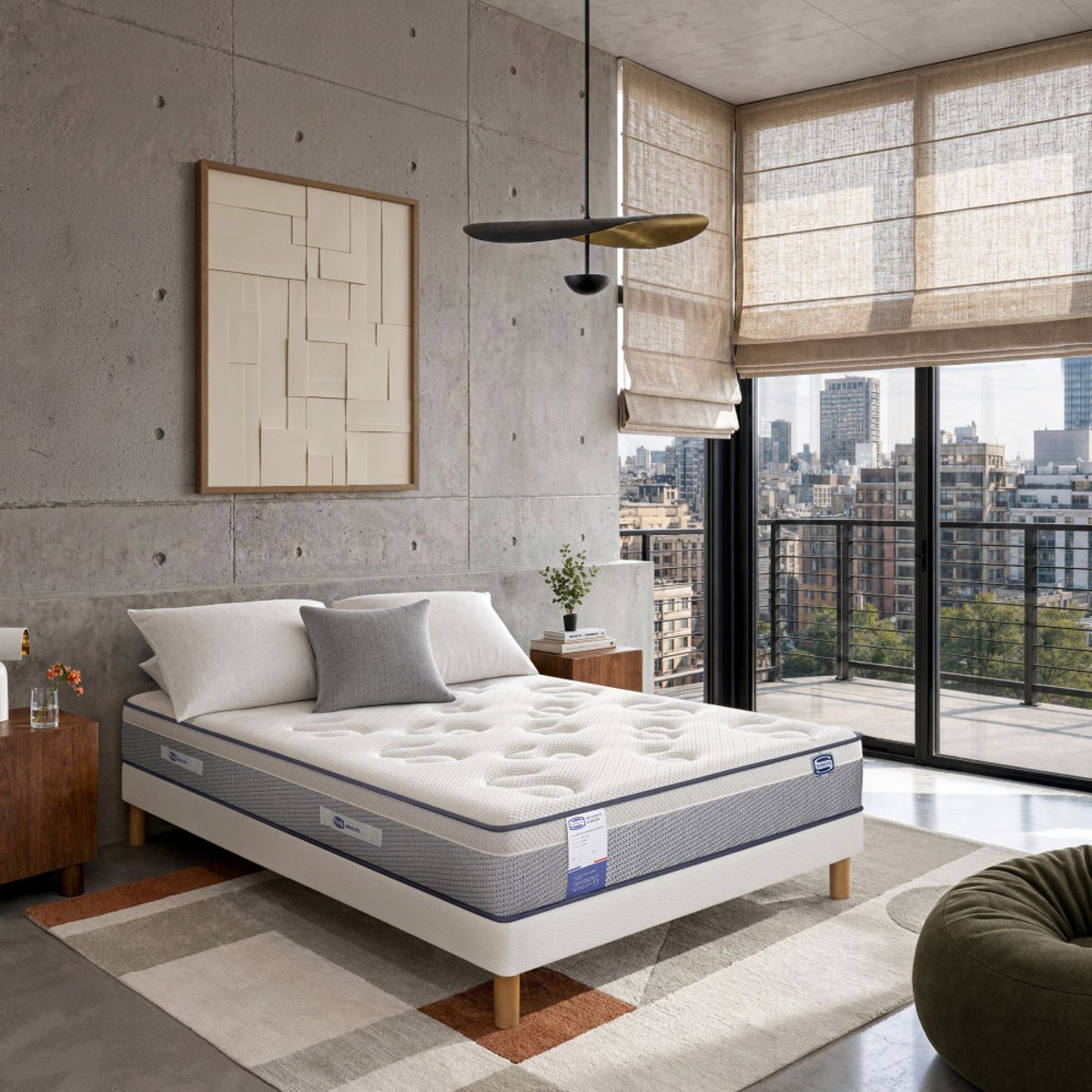 Matelas 100% ressorts et latex, accueil enveloppant- INFLUENCE-HYBRIDE couleur unique, SIMMONS