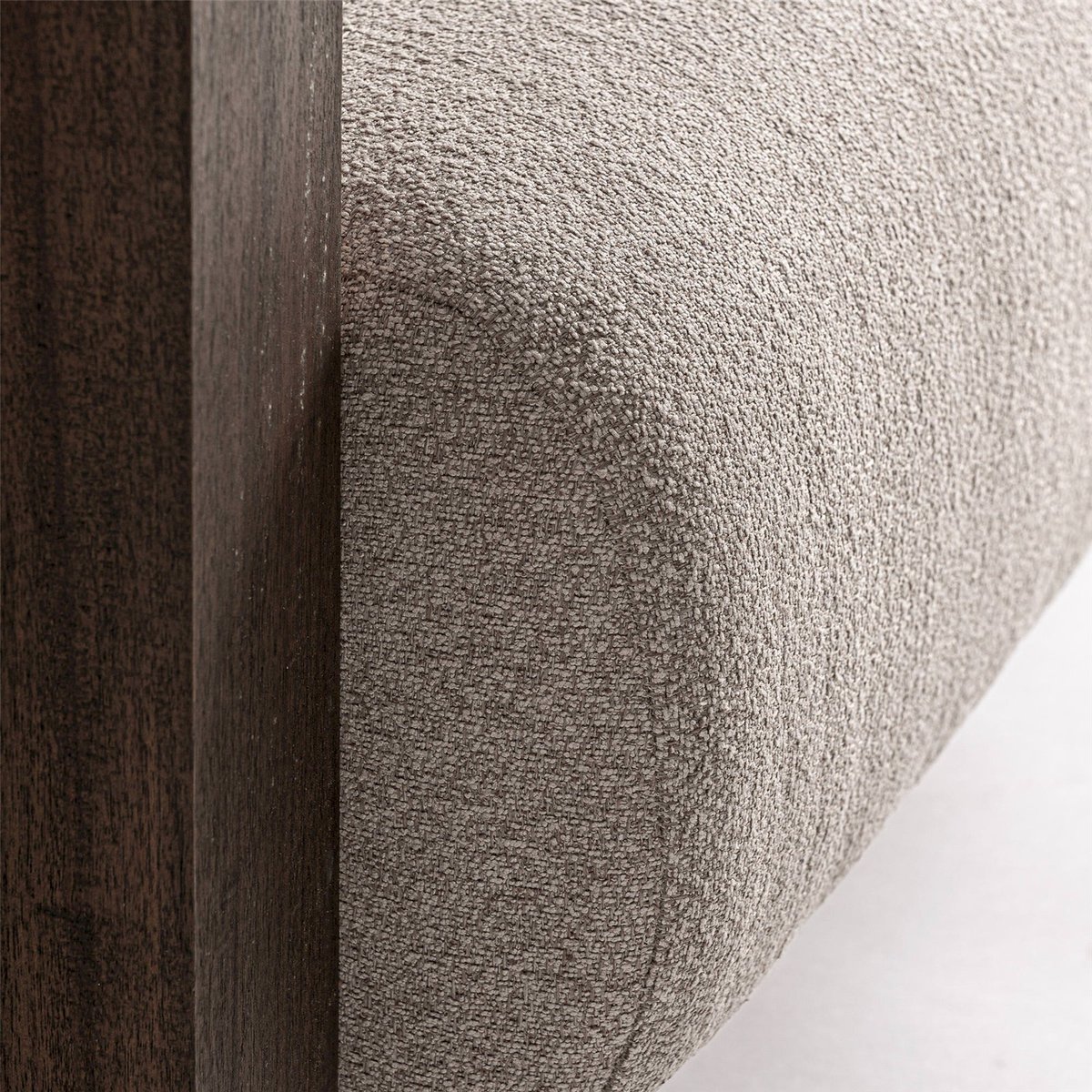 Fauteuil contemporain en bois massif crème et bois brun, RECOLLECTION
