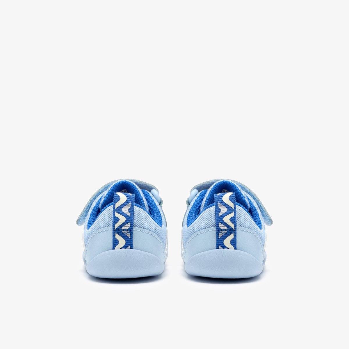 Escarpins Synthétique Coupe Large ROAMER WING T bleu, CLARKS
