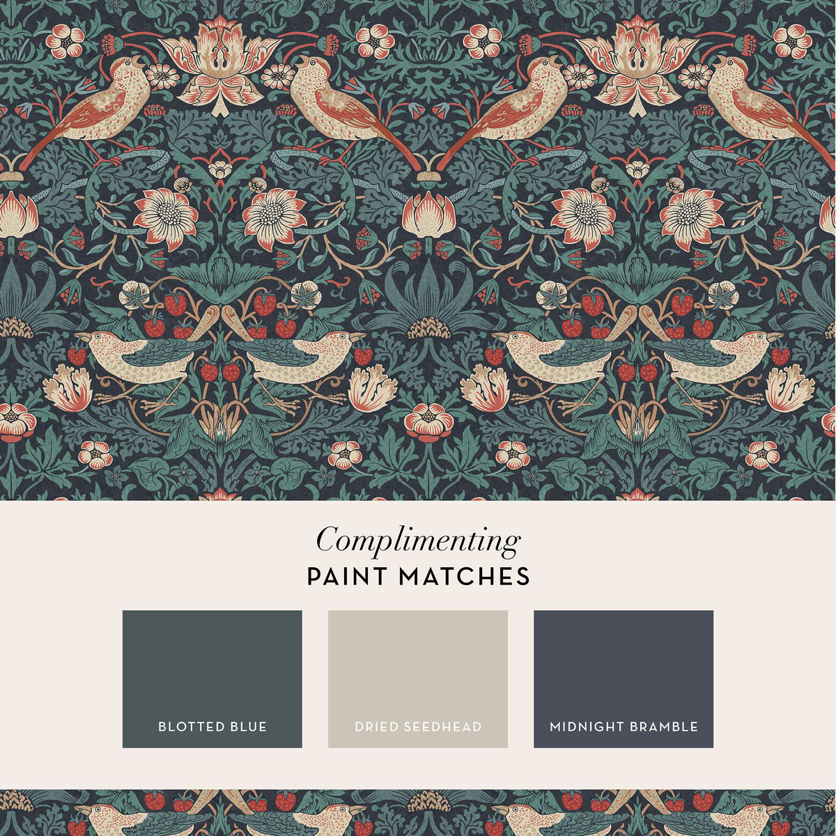 Papier peint Fleurs de fraisier et oiseaux au soleil de midi vert, bleu, rouge, WILLIAM MORRIS AT HOME