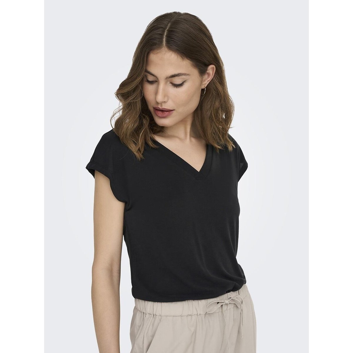 T-shirt met korte mouwen en V-hals zwart, ONLY