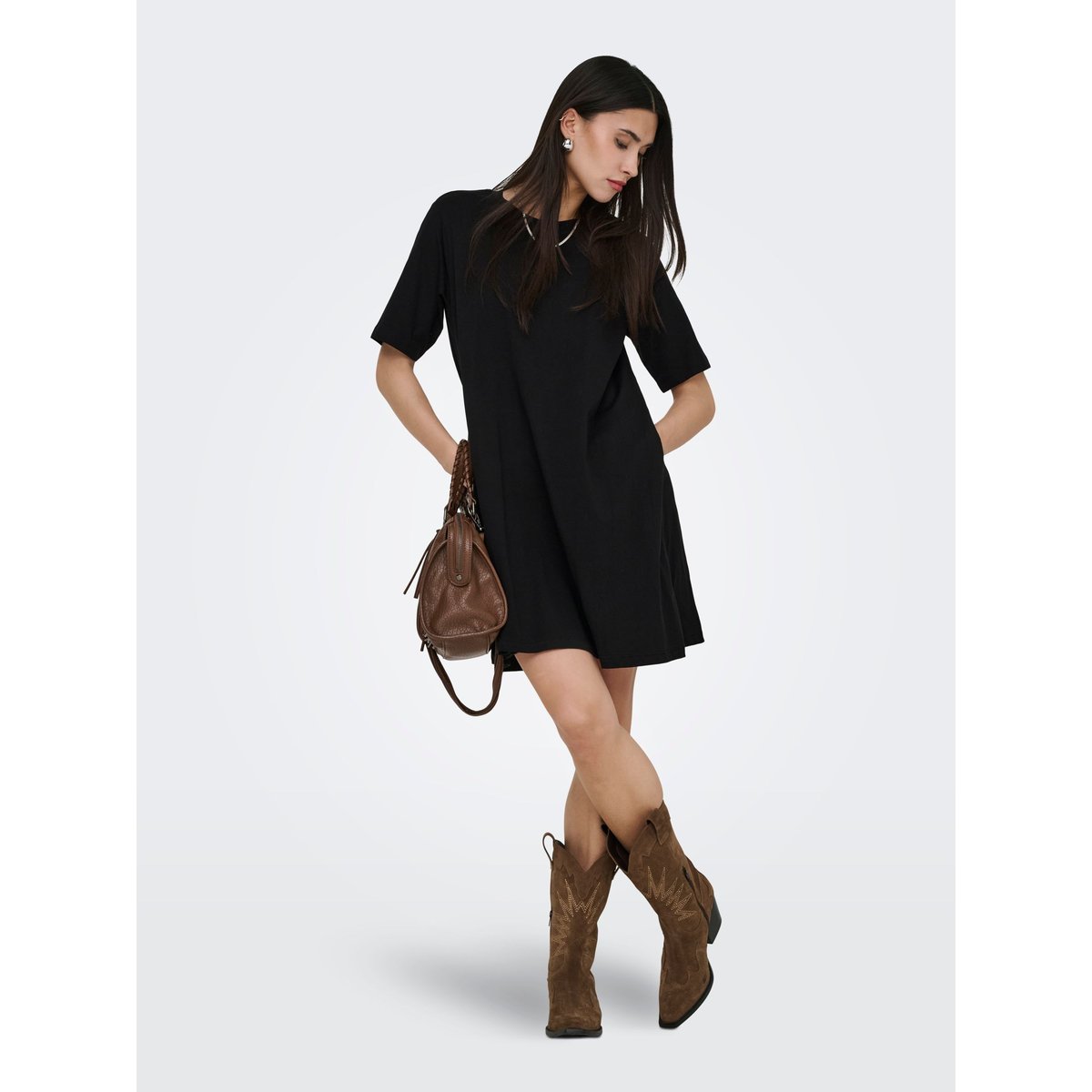 Robe black 1, ONLY