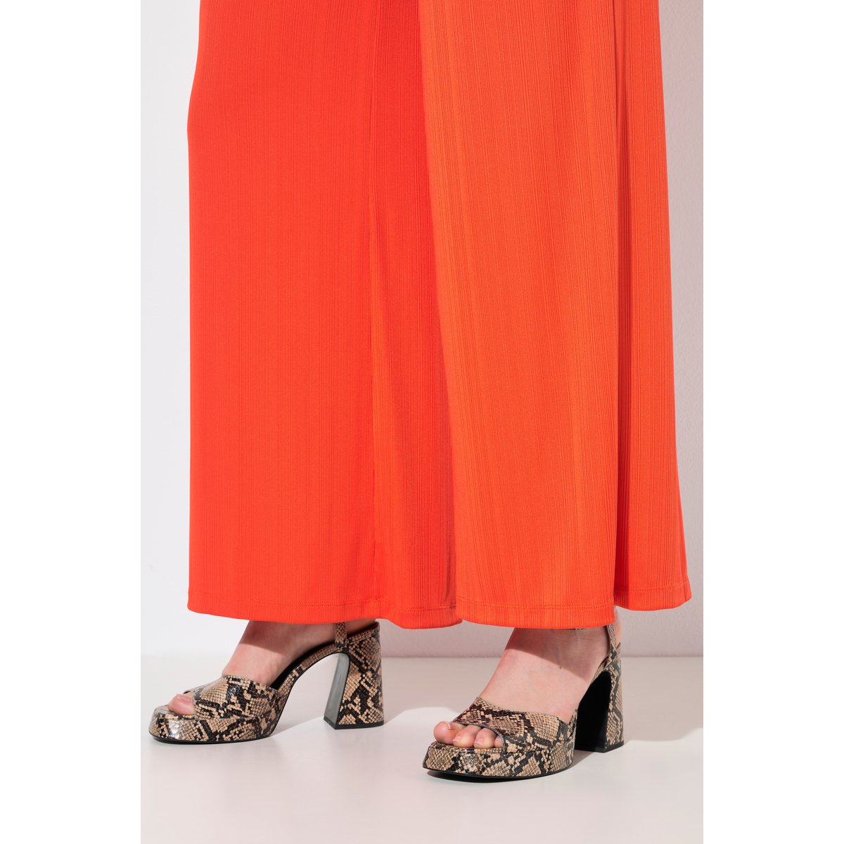 Pantalon Marlene en jersey bord-côte. Jambe poivron, ULLA POPKEN